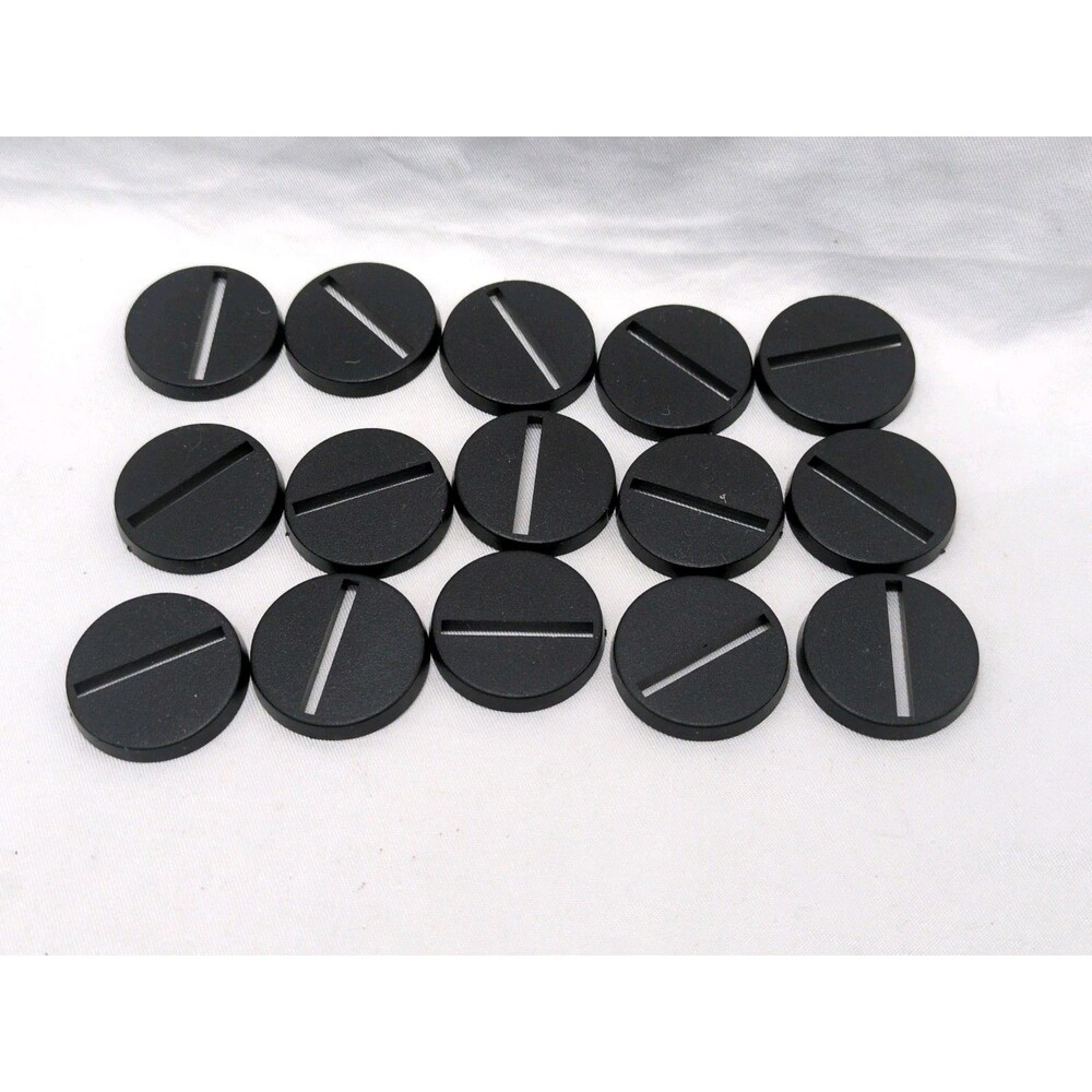 (15) 2011 D&G Round Miniature Base 25mm With Slot